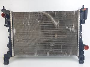 #1528014 RADIADOR AGUA