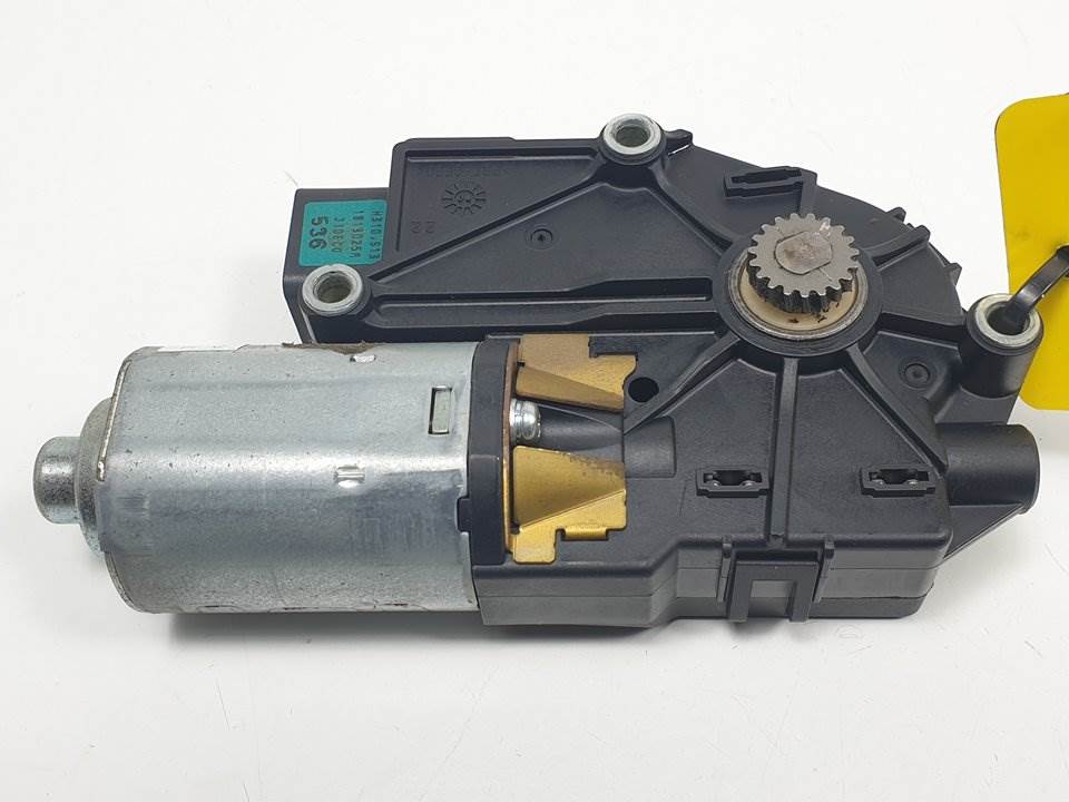 MOTOR TECHO ELECTRICO - 91205EB203 - NISSAN - NAVARA PICK-UP (D40M)