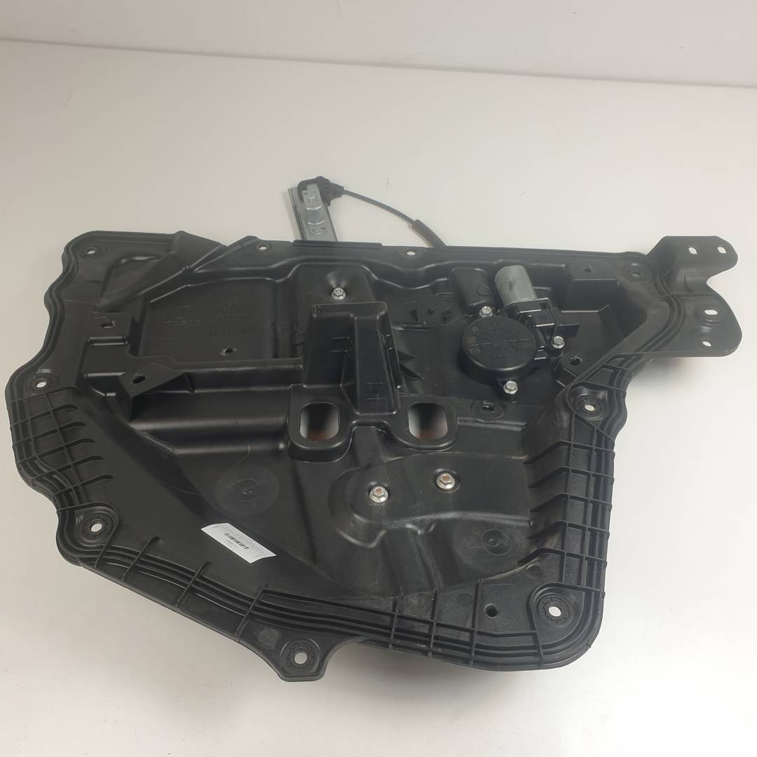 ELEVALUNAS DELANTERO IZQUIERDO