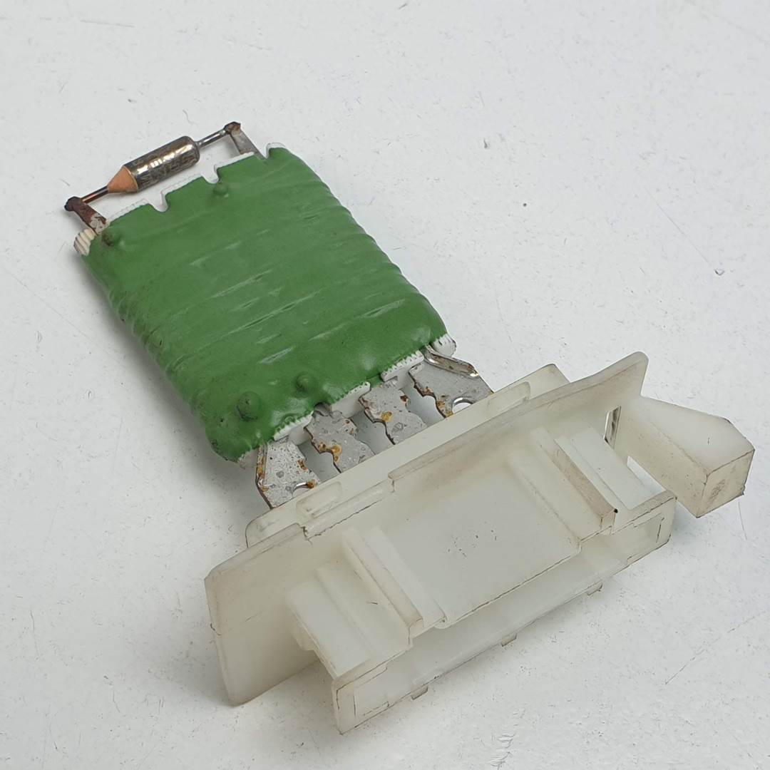 #1530906 RESISTENCIA CALEFACCION