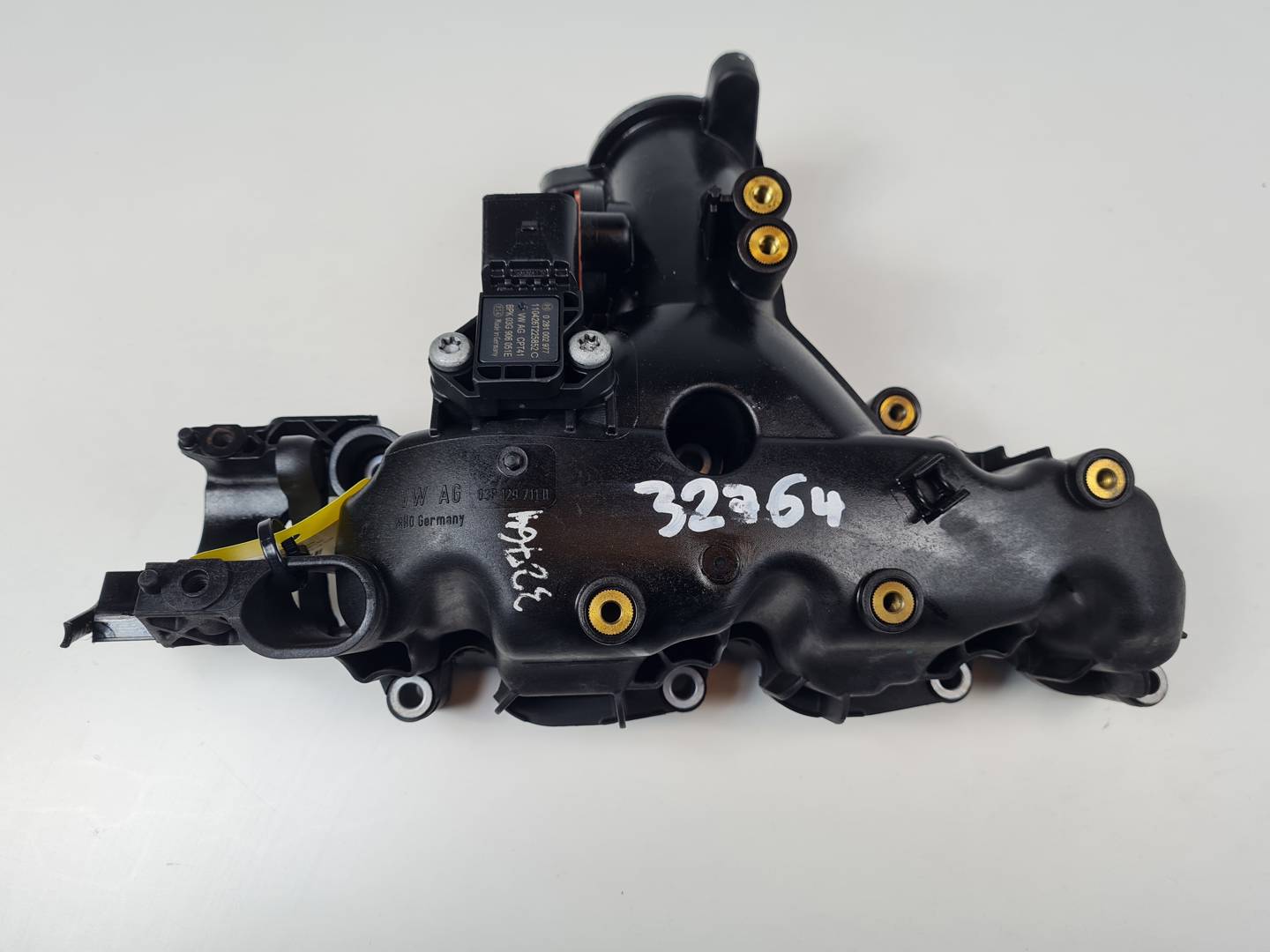 #3485104 COLECTOR ADMISION