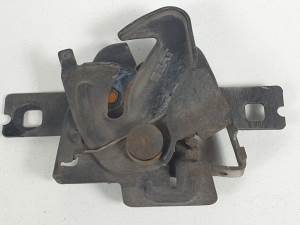 CERRADURA CAPOT - SEAT - #906518