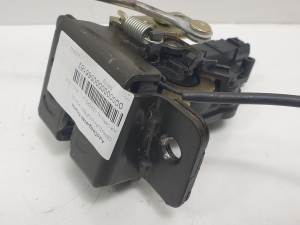 CERRADURA MALETERO / PORTON - KIA - #566162