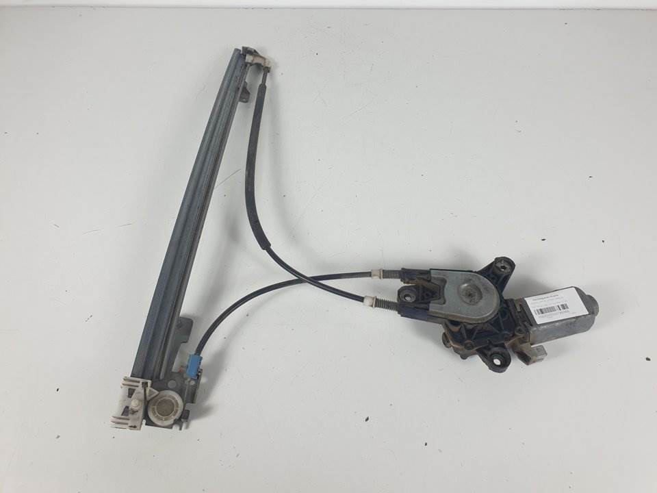 #789366 ELEVALUNAS DELANTERO DERECHO