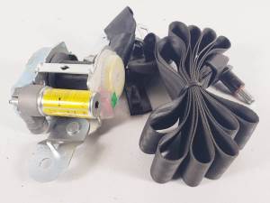 CINTURON SEGURIDAD DELANTERO DERECHO - KIA - #1044784