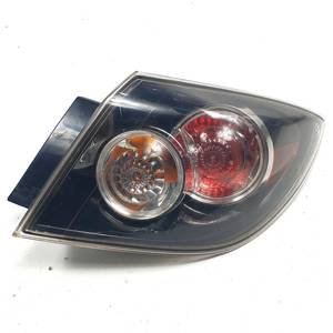 #3143118 PILOTO TRASERO DERECHO