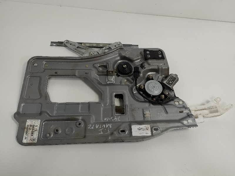 ELEVALUNAS TRASERO IZQUIERDO - 9881026200 - HYUNDAI - SANTA FE (SM)