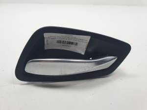 #3092627 MANETA INTERIOR DELANTERA DERECHA