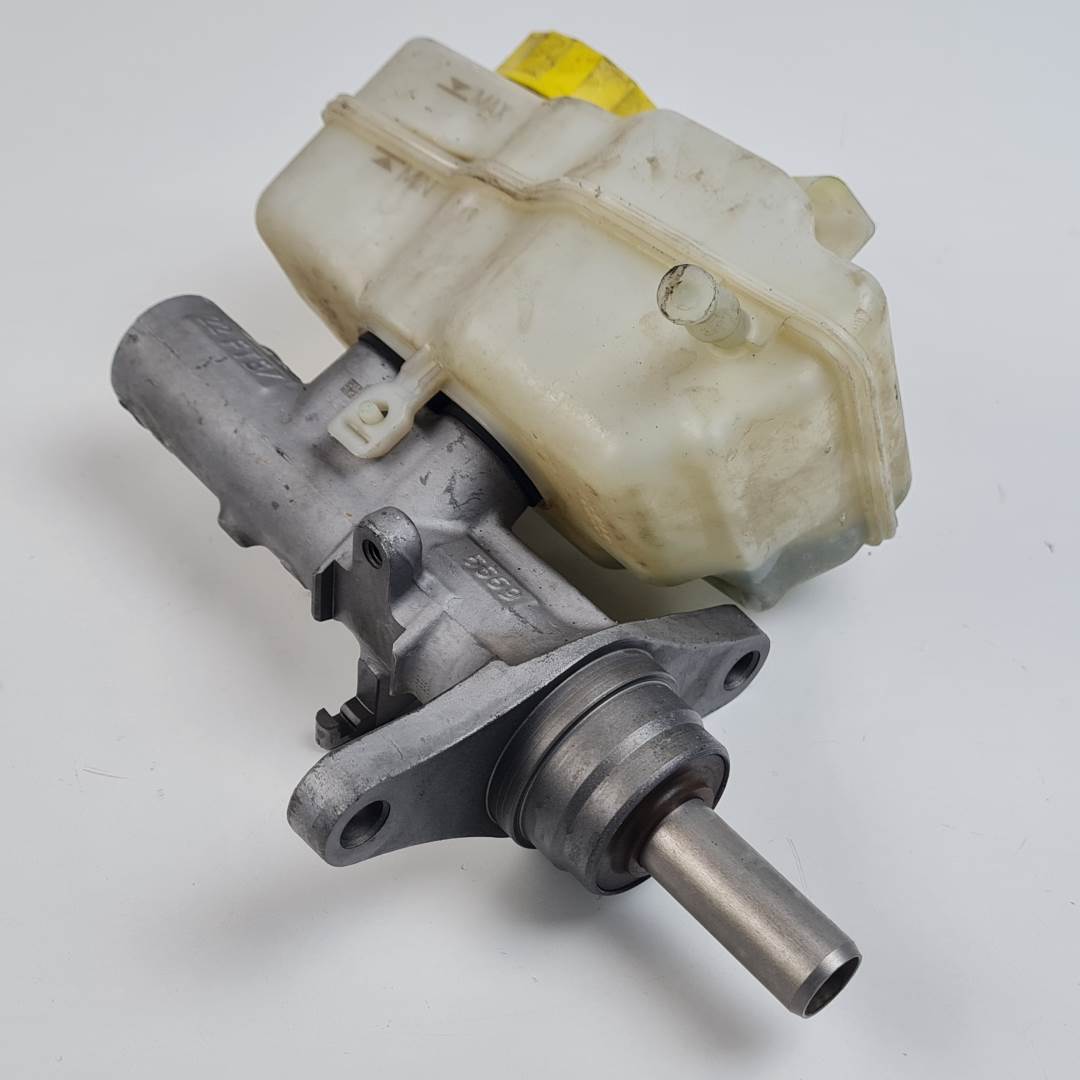 #1021202 BOMBA FRENO