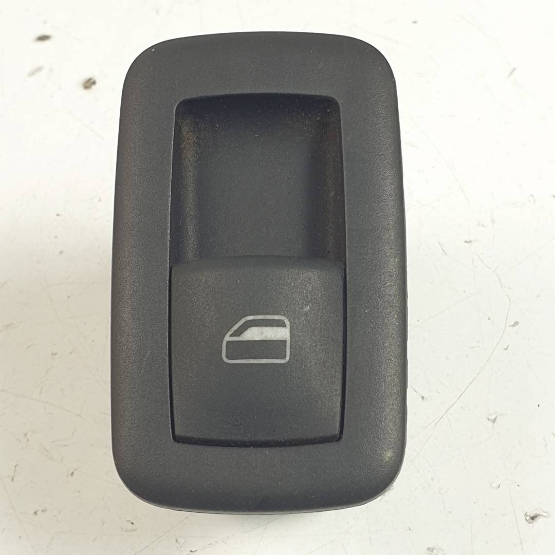 MANDO ELEVALUNAS TRASERO IZQUIERDO - 68214156AA - JEEP - CHEROKEE (KL)