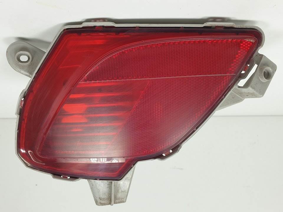 FARO ANTINIEBLA TRASERO IZQUIERDO - MAZDA - #1066955