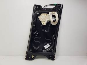 #426876 ELEVALUNAS DELANTERO DERECHO