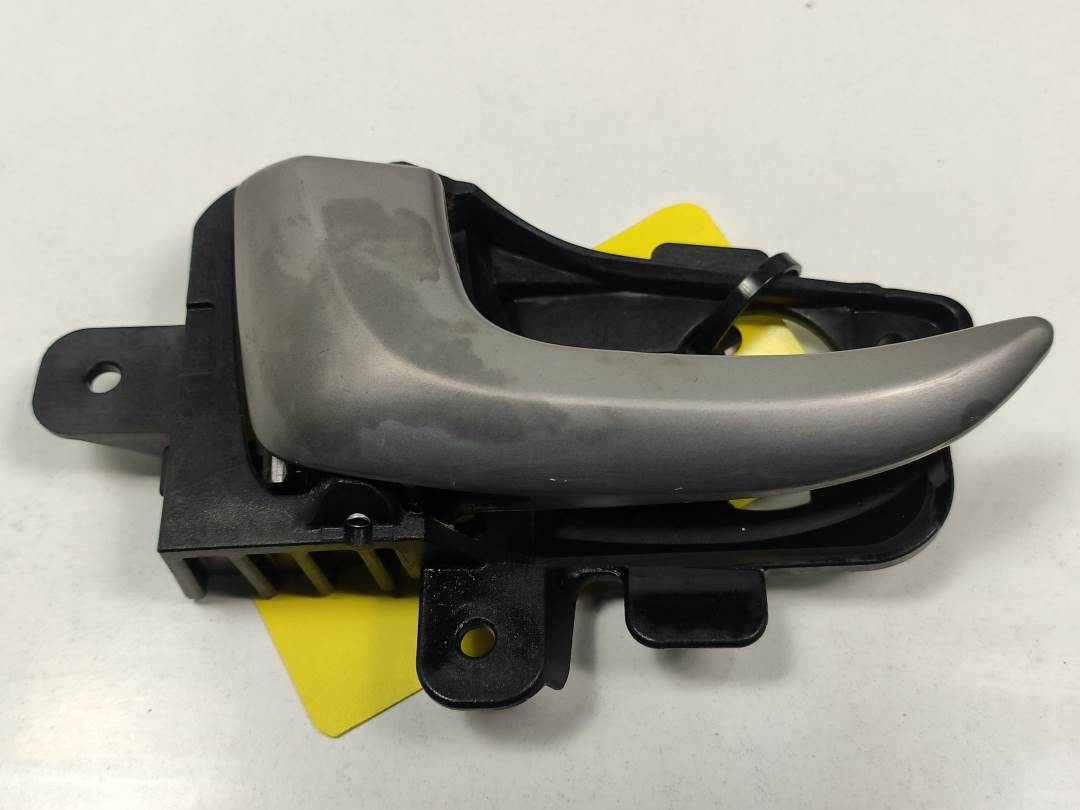 MANETA INTERIOR DELANTERA IZQUIERDA - 82613GD000 - HYUNDAI - I30 (GD)