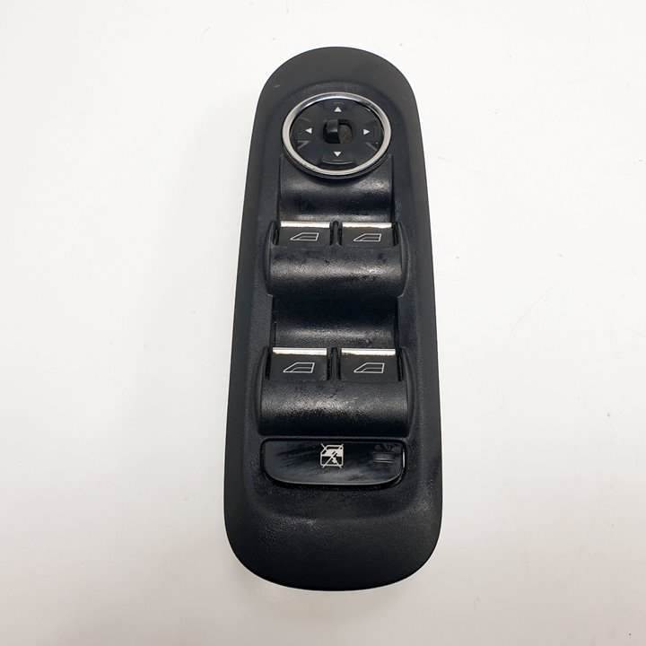 MANDO ELEVALUNAS DELANTERO IZQUIERDO - FORD - #1225576