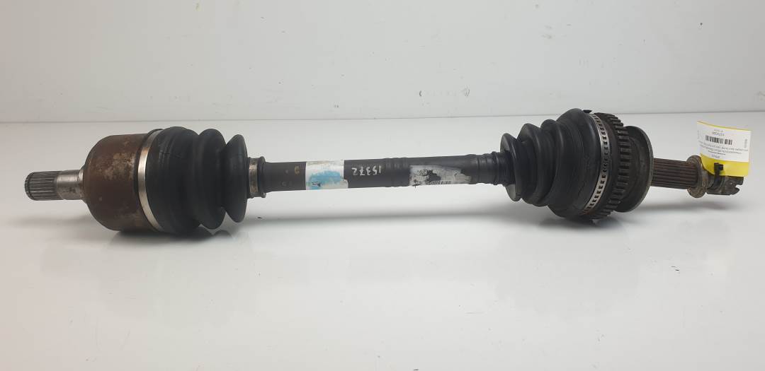 TRANSMISION DELANTERA IZQUIERDA - HYUNDAI - SANTA FE (SM)