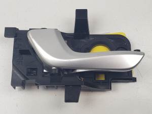 #1542416 MANETA INTERIOR TRASERA IZQUIERDA