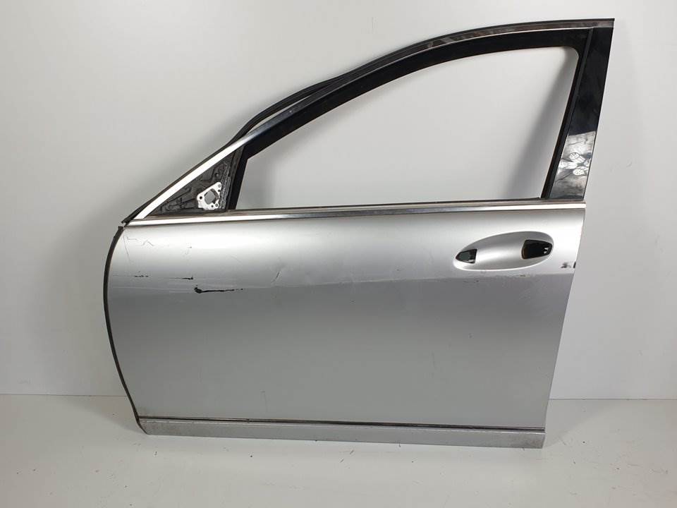 #678134 PUERTA DELANTERA IZQUIERDA