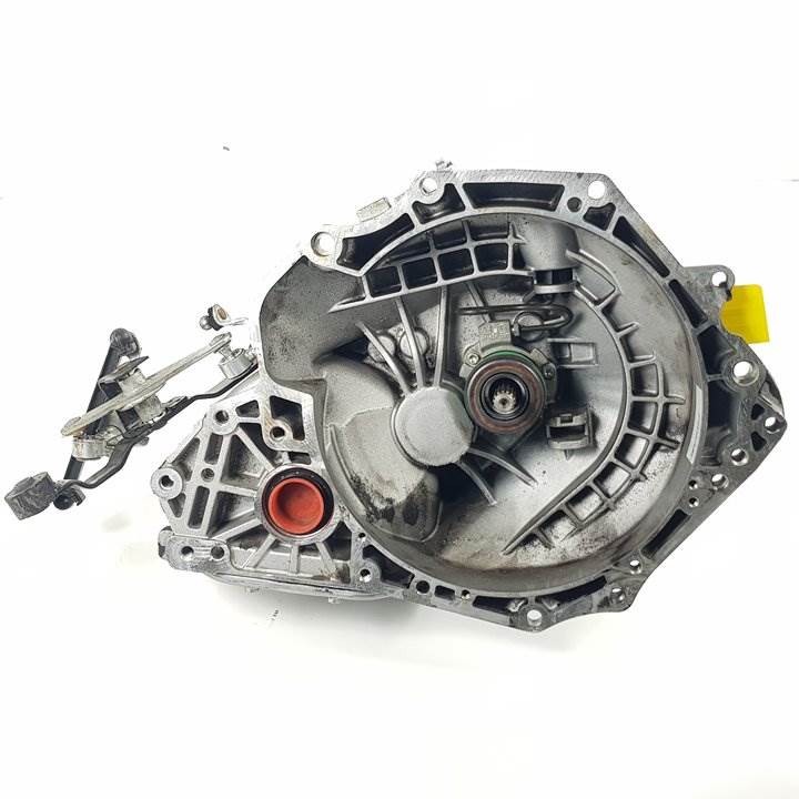 #1068700 CAJA CAMBIOS