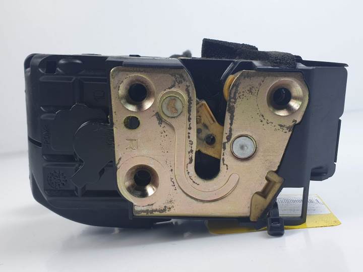 #1499767 CERRADURA PUERTA DELANTERA DERECHA