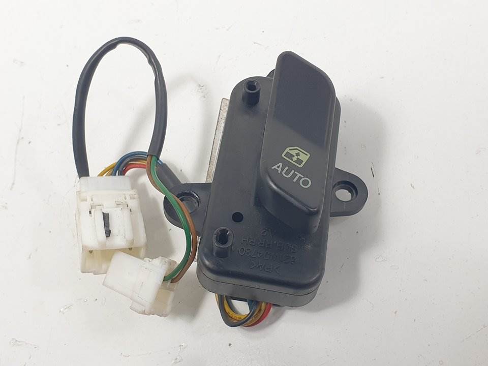 MANDO ELEVALUNAS TRASERO DERECHO - 621W04730 - KIA - OPIRUS