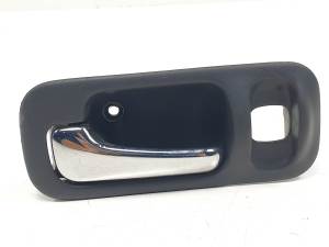 #3204189 MANETA INTERIOR TRASERA IZQUIERDA