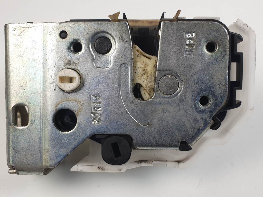 #3005852 CERRADURA PUERTA TRASERA DERECHA