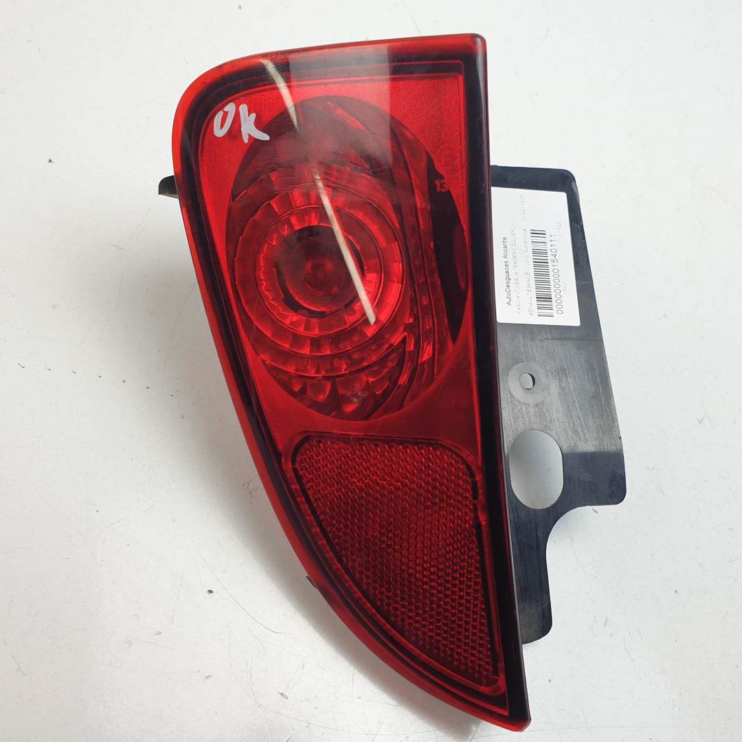 FARO ANTINIEBLA TRASERO IZQUIERDO - RENAULT - #1540111