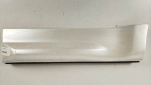 #1175154 MOLDURAS DELANTERAS