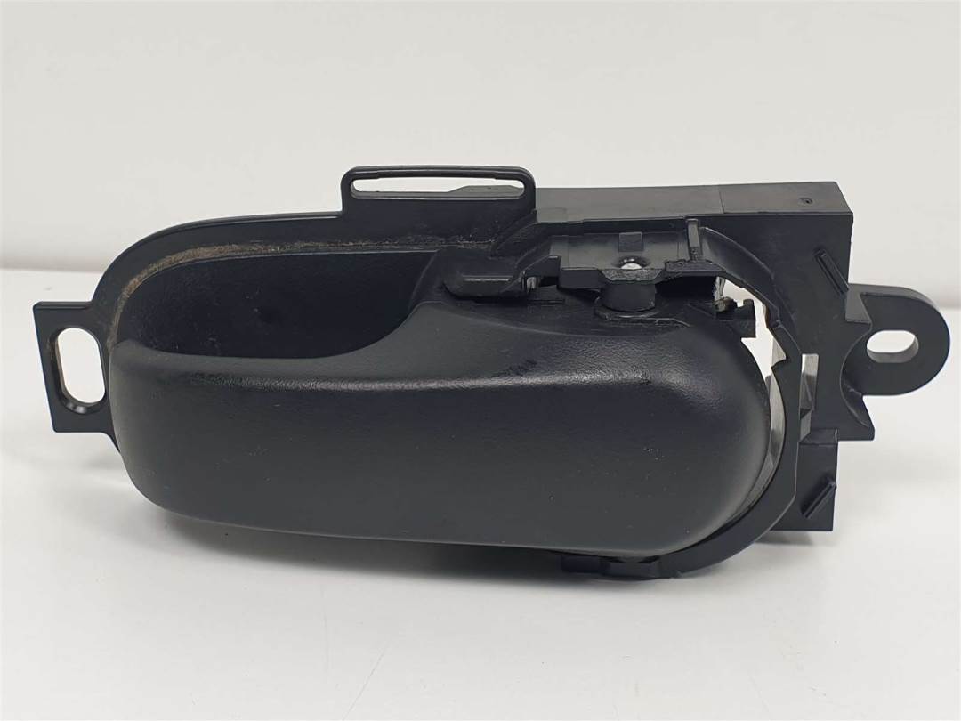 MANETA INTERIOR DELANTERA IZQUIERDA - NISSAN - #680124