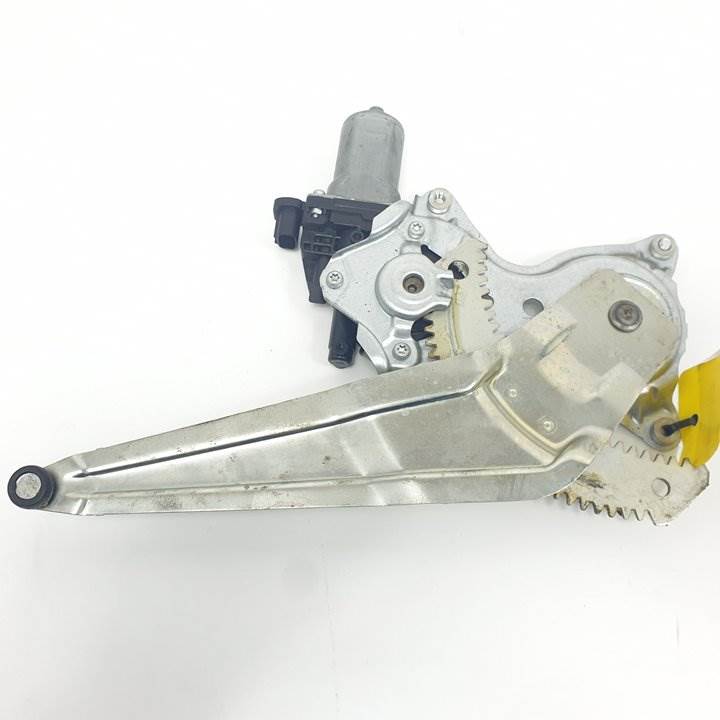 ELEVALUNAS TRASERO DERECHO - 8353063J00 - SUZUKI - SWIFT AZG (NZ)