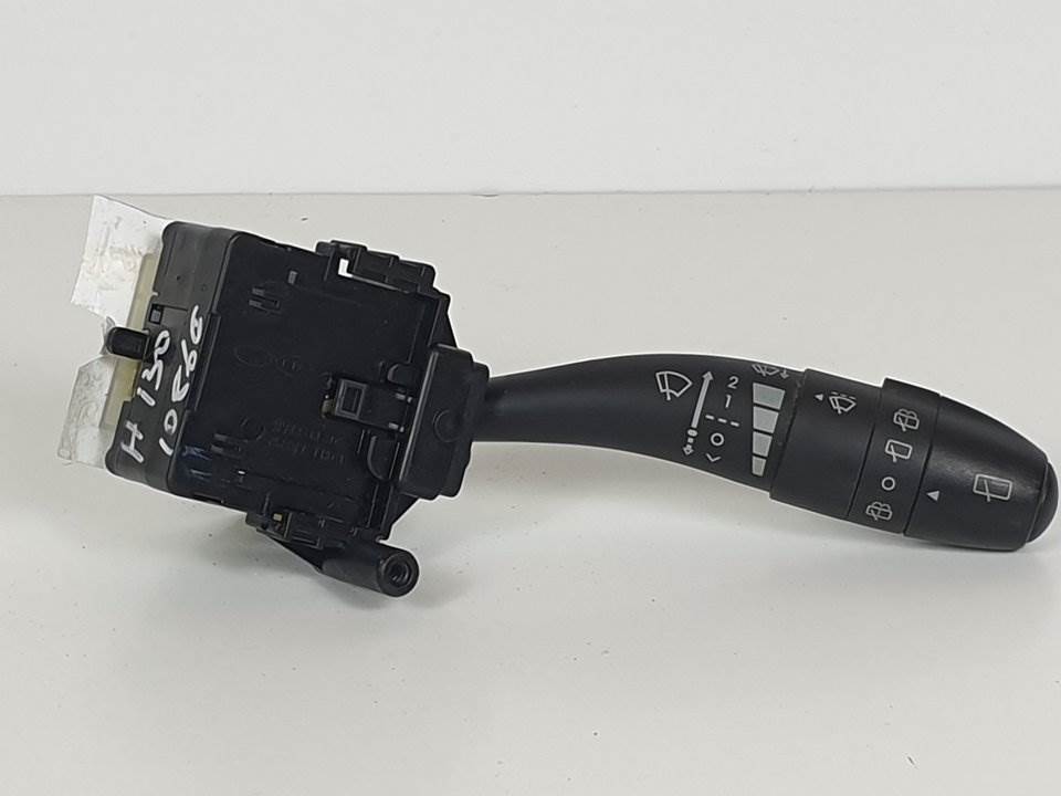 MANDO LIMPIA - 934202R010 - HYUNDAI - I30 (FD)