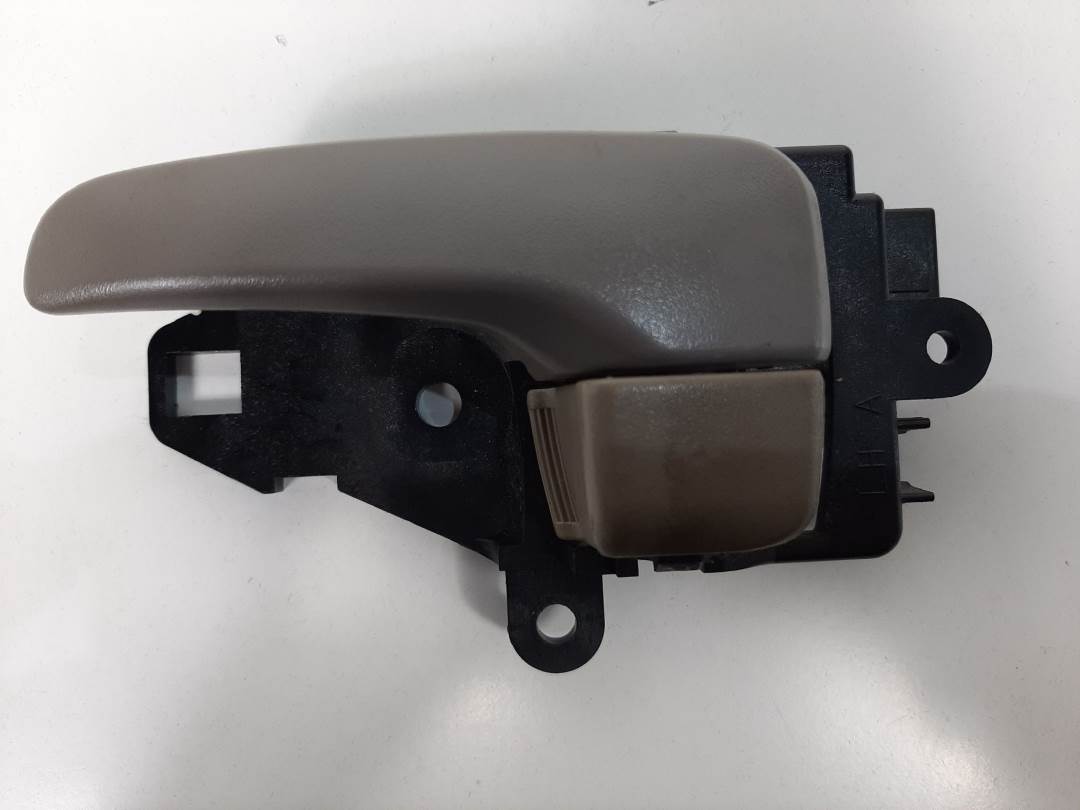 MANETA INTERIOR DELANTERA IZQUIERDA - MN167546ZZ - MITSUBISHI - L 200 (KA0/KB0)