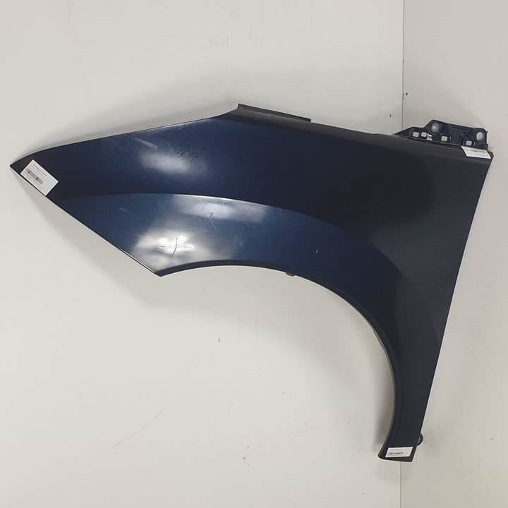 ALETA DELANTERA IZQUIERDA