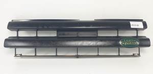 #1304043 REJILLA DELANTERA