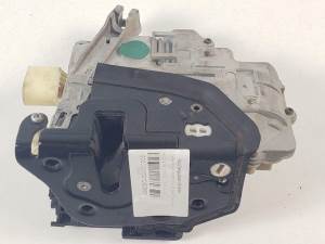 CERRADURA PUERTA DELANTERA DERECHA - AUDI - #1082866