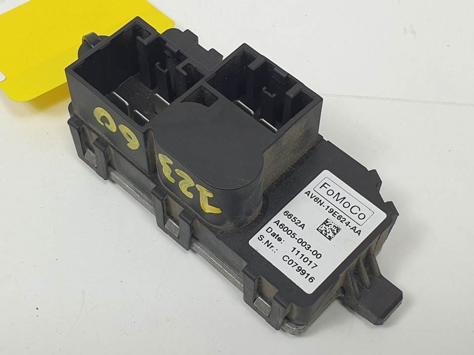 #1116950 RESISTENCIA CALEFACCION