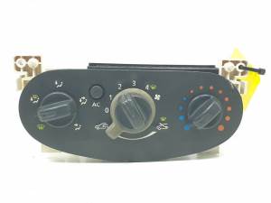 MANDO CALEFACCION / AIRE ACONDICIONADO - DACIA - #1133307
