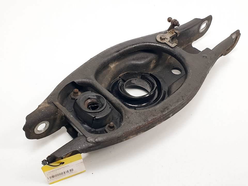 BRAZO SUSPENSION INFERIOR TRASERO DERECHO - BMW - #817495