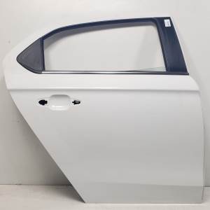 #1350800 PUERTA TRASERA DERECHA