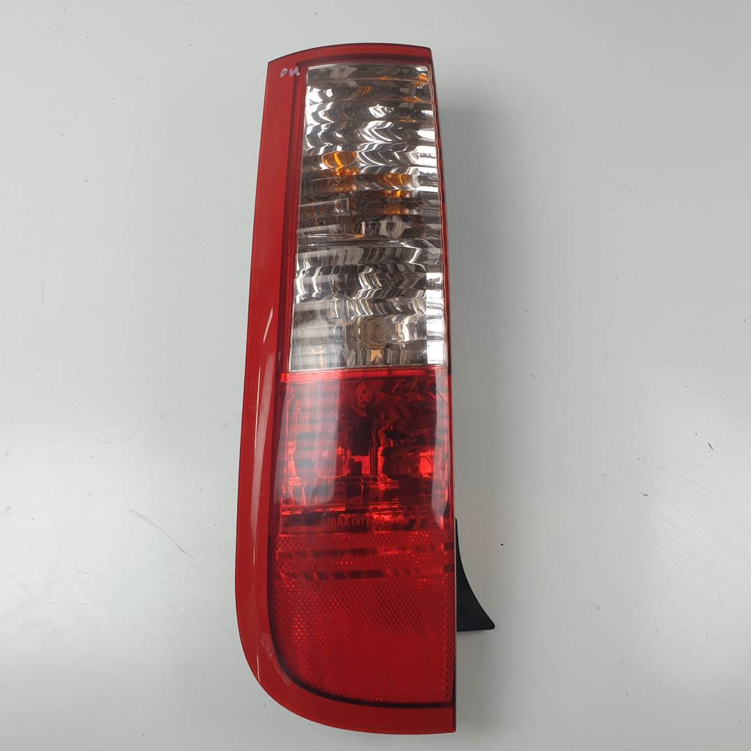 PILOTO TRASERO IZQUIERDO - 18770100L - TATA - INDIGO MARINA