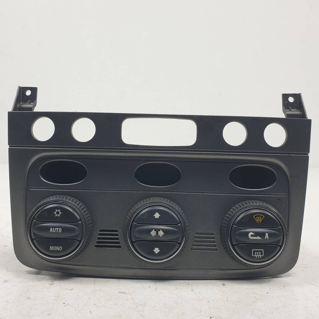 MANDO CLIMATIZADOR - 01560513720 - ALFA ROMEO - GT (125)