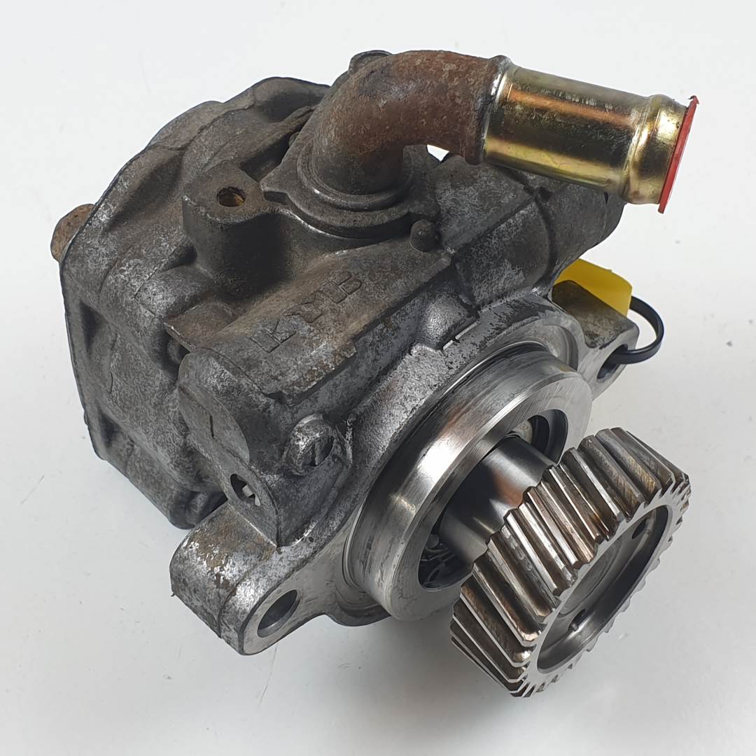 BOMBA DIRECCION - ISUZU - TROOPER