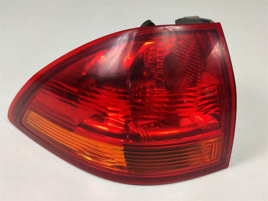 PILOTO TRASERO IZQUIERDO - MITSUBISHI - PAJERO SPORT (KH_, KG_)