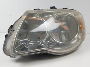 #1531005 FARO IZQUIERDO