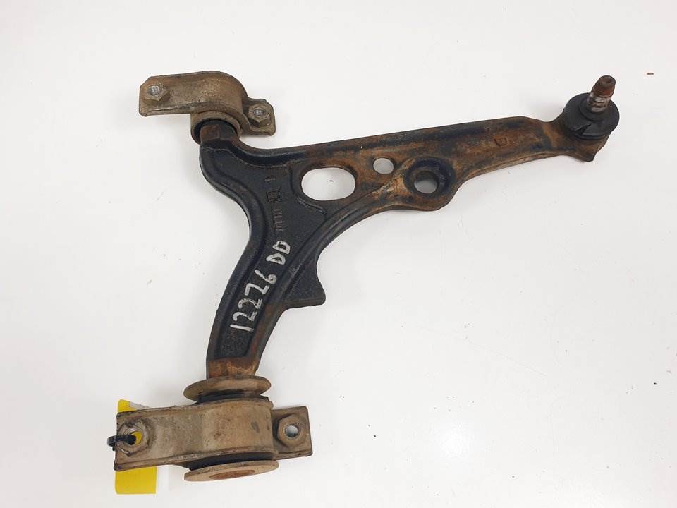 BRAZO SUSPENSION INFERIOR DELANTERO DERECHO - ALFA ROMEO - SPIDER (163)