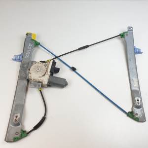 #3039826 ELEVALUNAS DELANTERO DERECHO