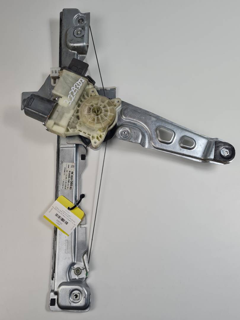 #3322722 ELEVALUNAS DELANTERO IZQUIERDO