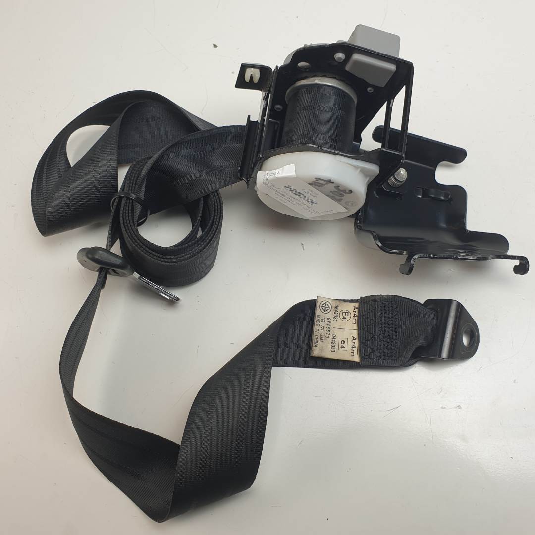 #3110078 CINTURON SEGURIDAD TRASERO DERECHO