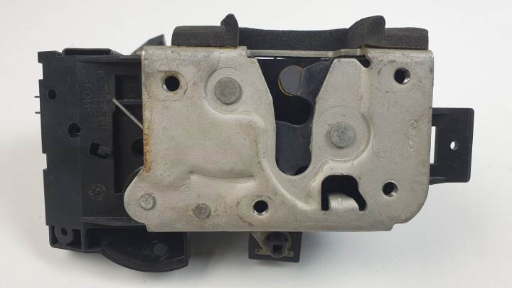 #1505190 CERRADURA PUERTA TRASERA DERECHA