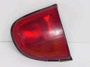 PILOTO TRASERO DERECHO INTERIOR - FORD - #422807